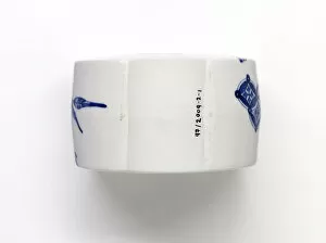 Geffrye Museum Gallery: Variety sugar bowl, underside