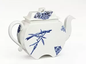 Geffrye Museum Gallery: Variety teapot and lid