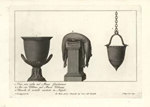 Greeks Collection: Vase, altar and utensil
