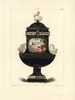 Vase with animal figures