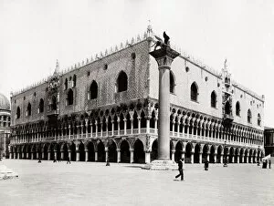 Venezia Collection: Venezia, Venice, Italy - the Doges Palace