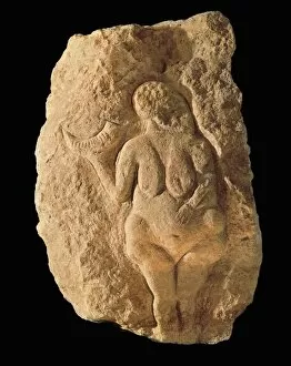 Aquitaine Gallery: Venus of Laussel. 25 mil. -18 mil. BC. Venus