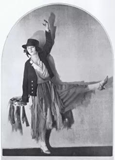 Appearing Gallery: Vera Lennox, appearing in the Midnight Follies cabaret show