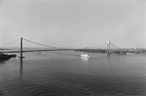Images Dated 14th June 2011: Verrazano Bridge