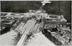 Images Dated 29th August 2019: VERSAILLES / AERIAL / 1919