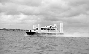 Innovative Prints: Vickers VA. 3 hovercraft G-15-243
