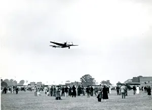 Vickers Wellington TX, MF526, at the 1953 Royal Aeronaut?