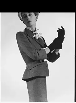 Jacqmar Prints: Victor Stiebel