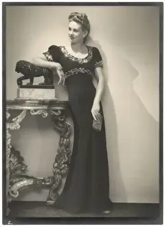 Puffed Prints: Victor Stiebel / Gown