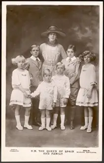 Jaime Prints: Victoria Eugenia / Family