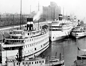 Montreal Prints: Victoria Pier, Montreal, Canada, early 1900s