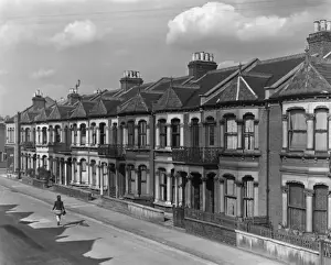 Walks Prints: Victorian Terrace 1940S
