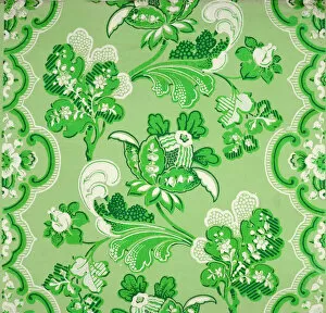 Images Dated 9th April 2020: Victorian Wallpaper - in popular emerald green - which contained poisonous arsenic