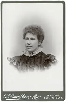 Victorian woman, head and shoulders portrait