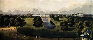 Images Dated 6th September 2016: The view from Buckingham Palace