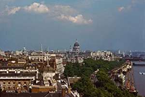 Images Dated 27th April 2021: View towards City of London