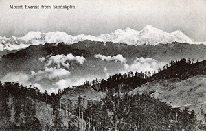 Everest Gallery: View of Mount Everest, Himalayas, Northern India