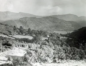 Images Dated 17th May 2021: View toward the mountains, North Wales