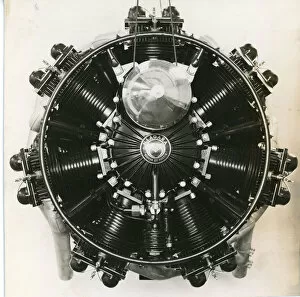 Radial Gallery: Front view of a Pobjoy Niagra seven-cylinder radial engine