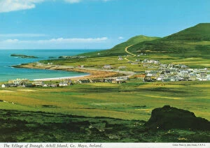 Images Dated 8th May 2019: the Village of Dooagh, Achill Island, County Mayo