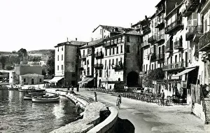 Cafes Prints: Villefranche-sur-Mer, The Quayside - Cote d'Azur, France