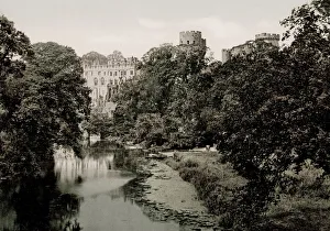 Vintage 19th century / 1900 photograph: Warwick Castle, England Vintage 19th century / 1900 photograph: Warwick Castle, England