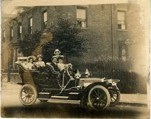 Vintage Car (awaiting identification)