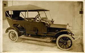 Vintage Car (awaiting identification)