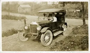 Vintage Car (awaiting identification)