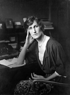 Photographic Collection: Violet Bonham-Carter, c. 1915