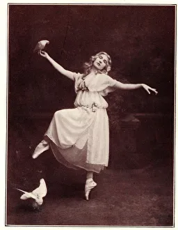 Fundraiser Prints: Violet Denzel, ballet dancer