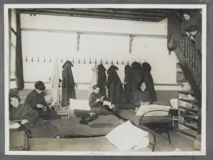 WaCs (Women?s Army Auxiliary Corps) in billet