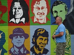 Images Dated 27th July 2011: Wall mural close up of colourful images of people at Belfast