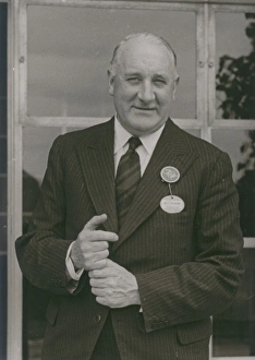 Devereux Gallery: Wallace Charles Devereux, CBE, FRAeS, 1893-1952
