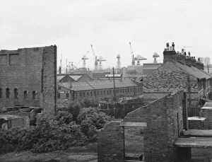 Cranes Collection: Wallsend, Tyneside