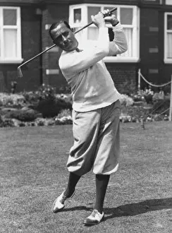 Golfing Collection: Walter Hagen, American professional golfer
