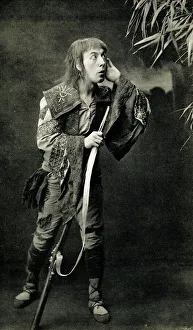 Walter Passmore as Bobinet in Mirette
