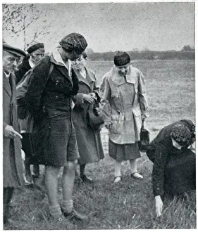 Diet Prints: Wandervogel Movement - vegetarian hikers forage for food