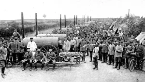 Images Dated 2nd January 2005: War bread for the German army, a group of field bakeries