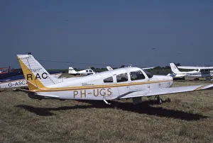 Cranfield Collection: Warrior II - PH-UGS