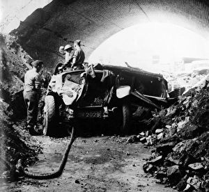 Images Dated 24th February 2011: Wartime bomb damage, Lambeth, south east London