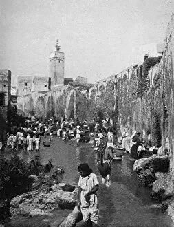 Images Dated 4th December 2017: Washing Day for the Jewish Population at Sefrou, Morocco