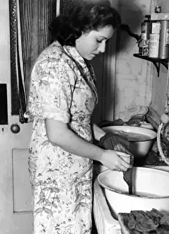 Washing Stockings / 1940S
