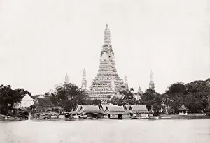 Waterfront temple, pagoda, in Bangkok, Siam, Thailand
