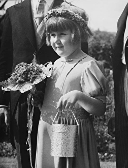 Bridesmaid Gallery: Wedding Gas Mask