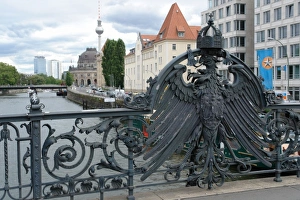 Images Dated 30th August 2007: Weidendammer Bridge, Berlin, Germany