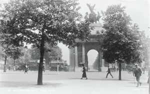 Symbolizing Prints: Wellington Arch, Hyde Park