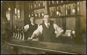 Wellington Collection: Wellington Pub Staff