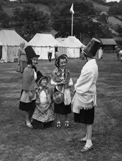 Llangollen Prints: Welsh Costumes