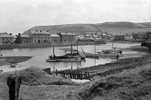 Images Dated 7th January 2020: Welsh Fishing Port - possibly Beaumaris